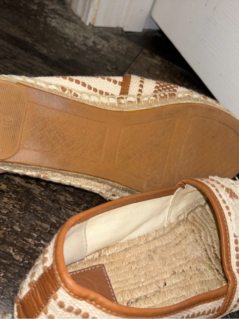 Tory Burch Cream and Brown Woven Espadrille Flats EUC